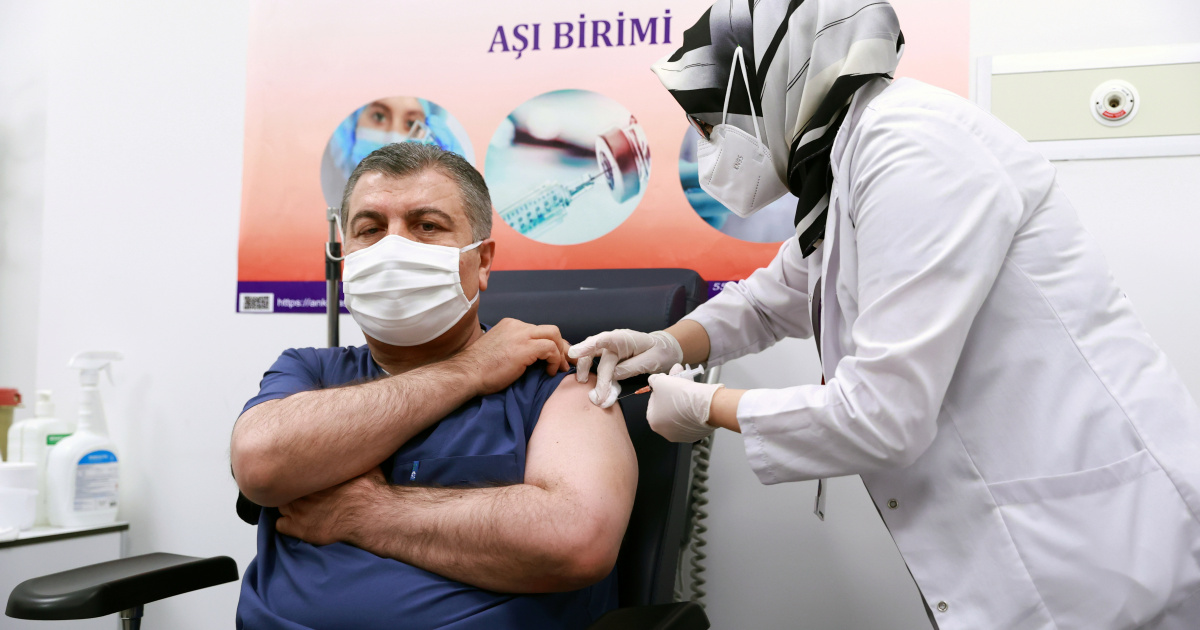 Thổ Nhĩ Kỳ bắt đầu tiêm liều vaccine thứ 3 ngừa COVID-19 